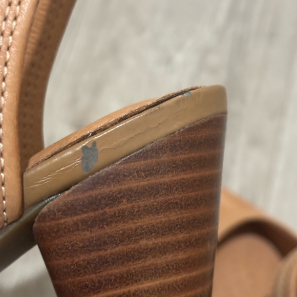 Peep Toe Sling Back Heels - Picture 7 of 7